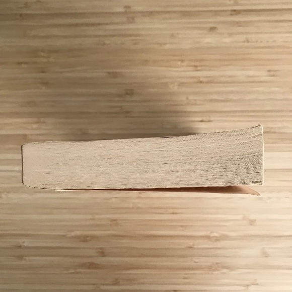 In the Woods by Tana French paperback novel - Picture 6 of 8